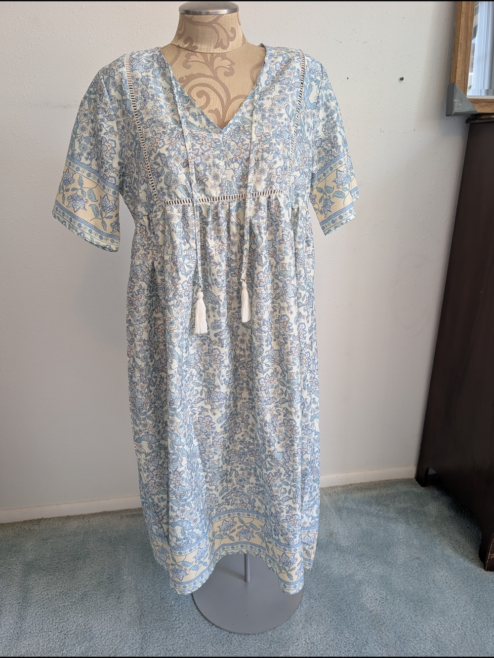 Hawalili Light Blue & Cream Floral Boho Midi Dress